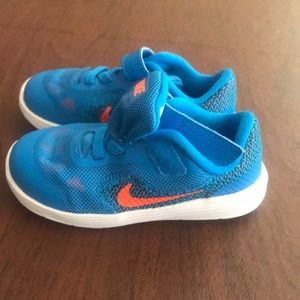 Brand new Nike little boys sneakers size 7c